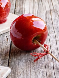 Pommes d'amour rouges brillantes recette facile