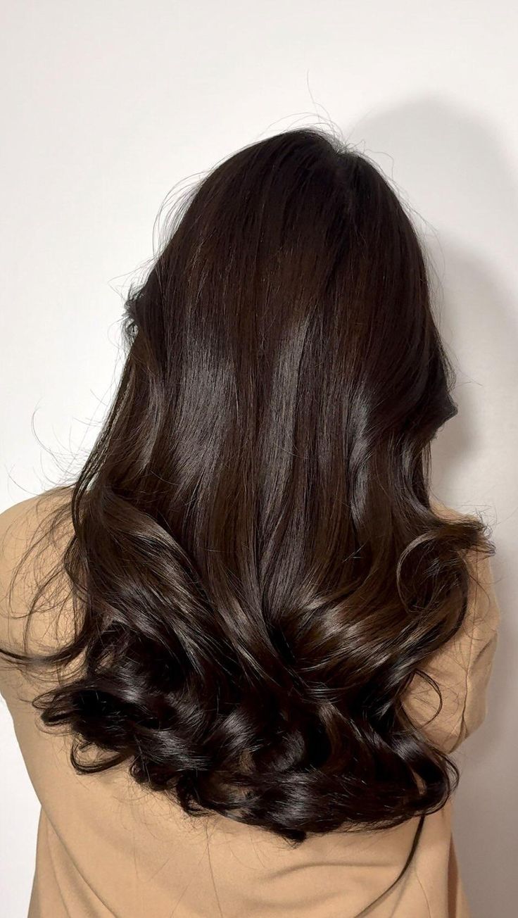 balayage chocolat espresso avec reflets caramel